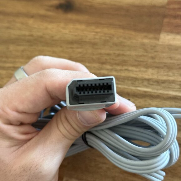 OEM AUTHENTIC Nintendo Wii Wii U RCA AV VIDEO COMPOSITE CABLE RVL-009 - Picture 4 of 6